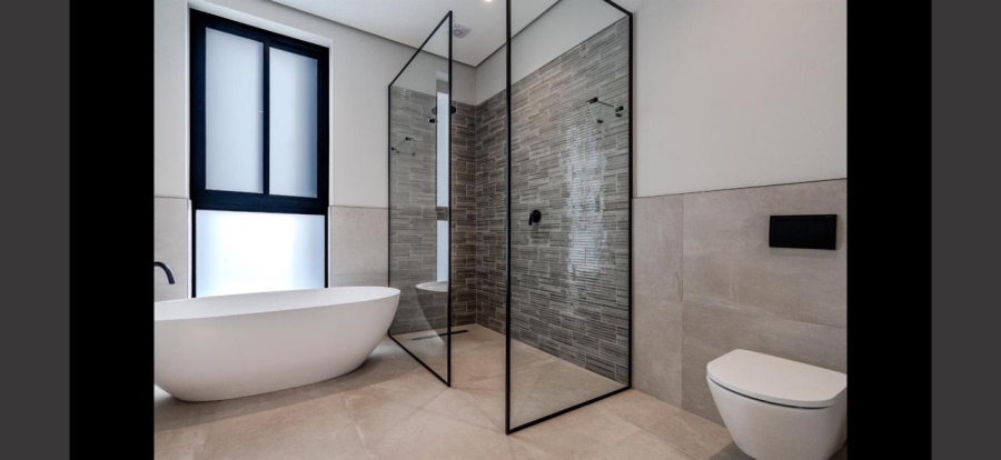 4 Bedroom Property for Sale in Pearl Valley at Val de Vie Western Cape